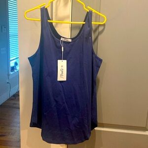 Navy cotton tank.